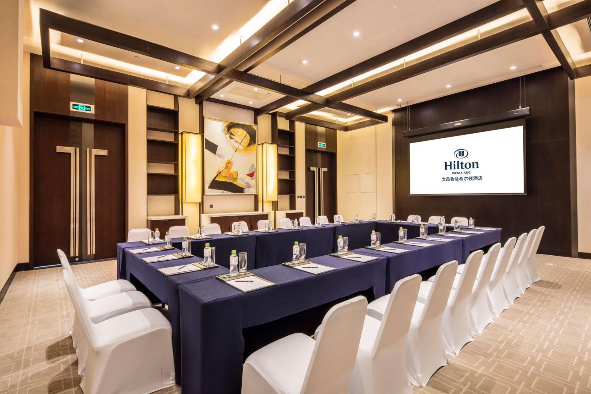 Hilton Wenchang Bagian luar foto